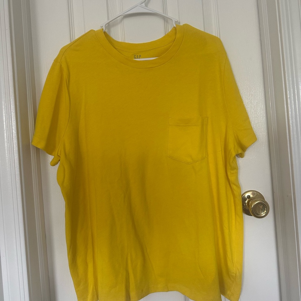 GAP Sunny Yellow Crewneck Tee